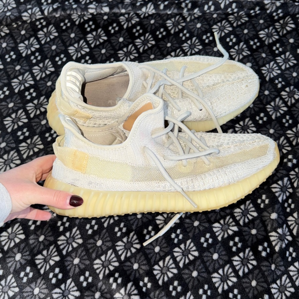Adidas Yeezy 350 Boots - Picture 2 of 8